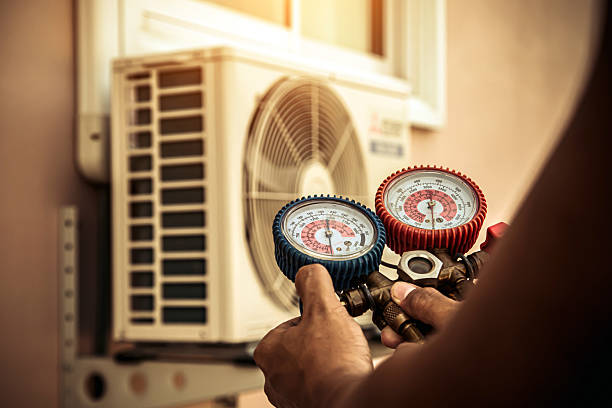 Professional Emergency Hvac technician working in Easton, MA